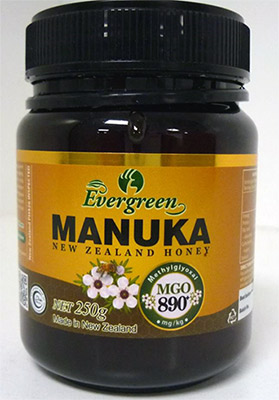 Shrink-wrapped Santa Rosa brand Manuka natural smoked chicken