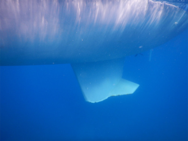 Hull and keel - Port 