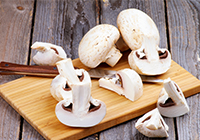 200x140 button mushrooms